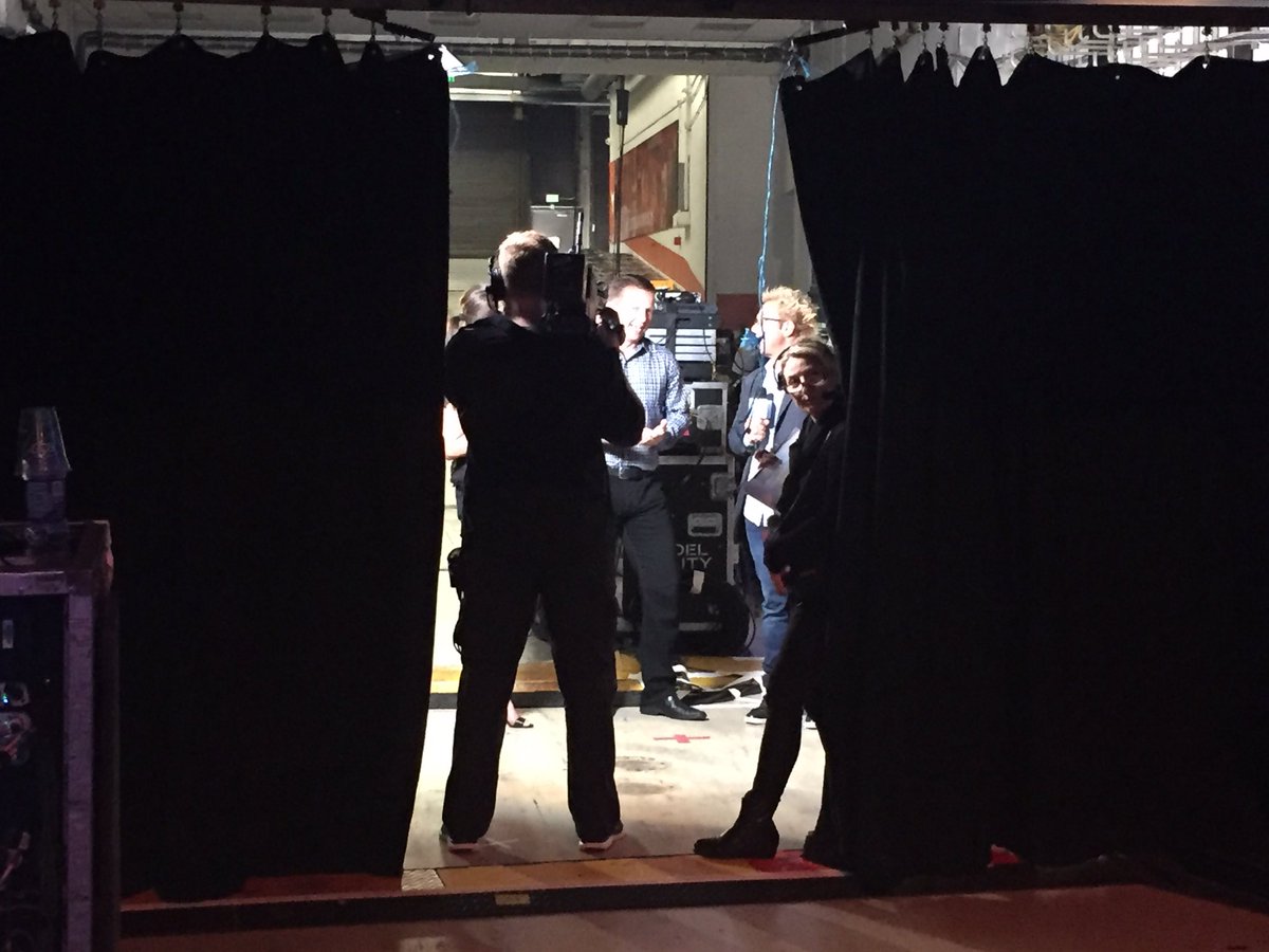 SteveGilbert4's tweet photo. Preshow  #GoBigWinBig with @jburton backstage https://t.co/sXBPPiQFlE