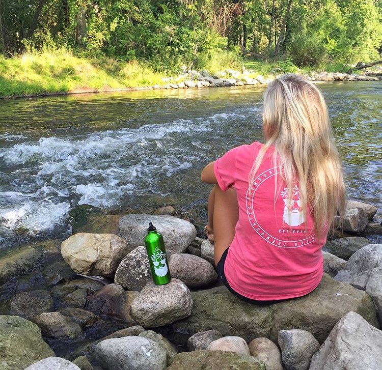 TheMountCo's tweet photo. RT to win your choice of ANY in stock MountCo item! A random follower who RTs this will be chosen! Valid 12-Midnight https://t.co/6A92Gd7u5D