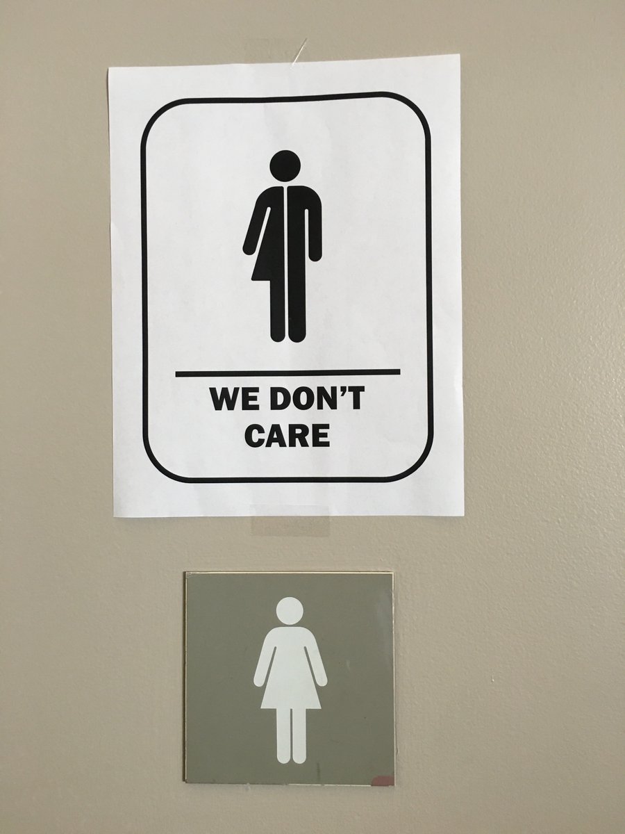 pydatacarolinas's tweet photo. This is how we roll at #pydatacarolinas #ThePSF #pydata #diversity #fightthegoodfight https://t.co/uzgvn28KmL