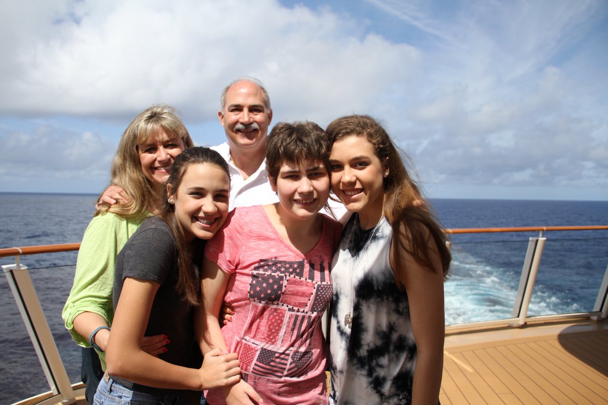 DQwithEvRios's tweet photo. Take a journey to the Eastern Caribbean with a very special family this weekend on @DQwithEvRios! @CWMagnificent https://t.co/yFfIFTCS0V