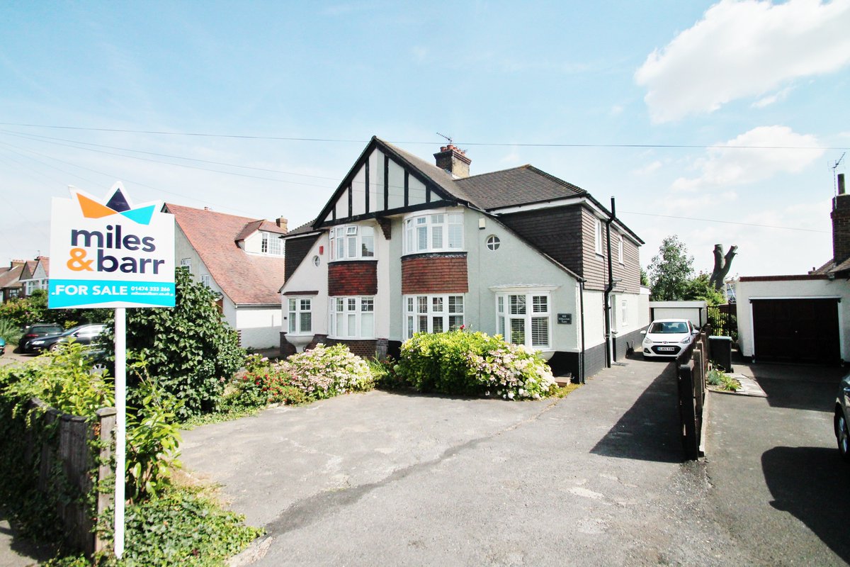 MilesAndBarrZB's tweet photo. Whitehill Lane
GRAVESEND
DA12 5LU
£525,000

https://t.co/QdxNexsrVe

#GRAVESEND #MilesAndBarr https://t.co/6PF84XT5oY