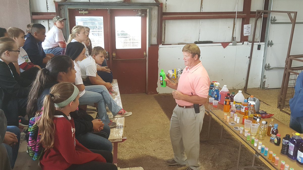jschulte25's tweet photo. Studying chemical safety @USD303 https://t.co/RNej9r3doX