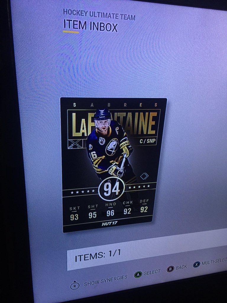 SacPreps's tweet image. Welcome to the team Bruh... @EASPORTSNHL #NHL17 #HUT