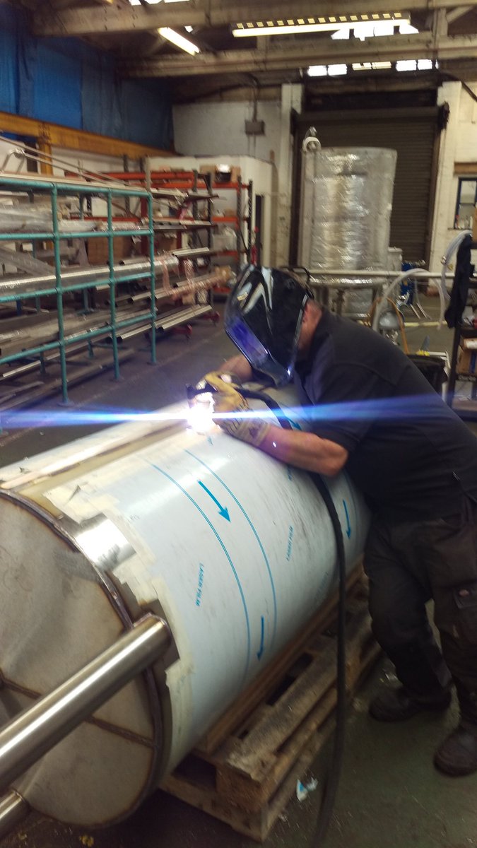 PrestonProcess's tweet photo. Couple of CIP vessels under construction.
#stainlesssteel #processvessels  #stainlessfabs #welding https://t.co/o1lbctnLl0