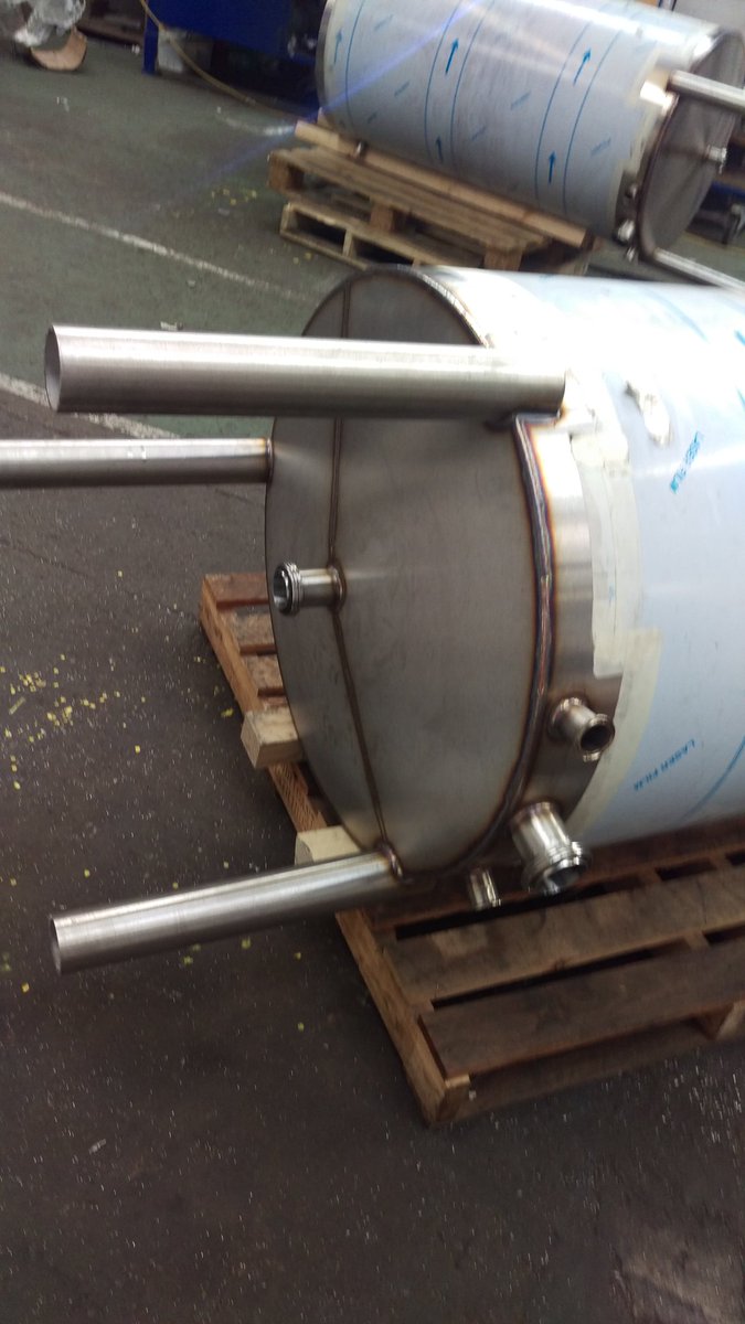 PrestonProcess's tweet photo. Couple of CIP vessels under construction.
#stainlesssteel #processvessels  #stainlessfabs #welding https://t.co/o1lbctnLl0