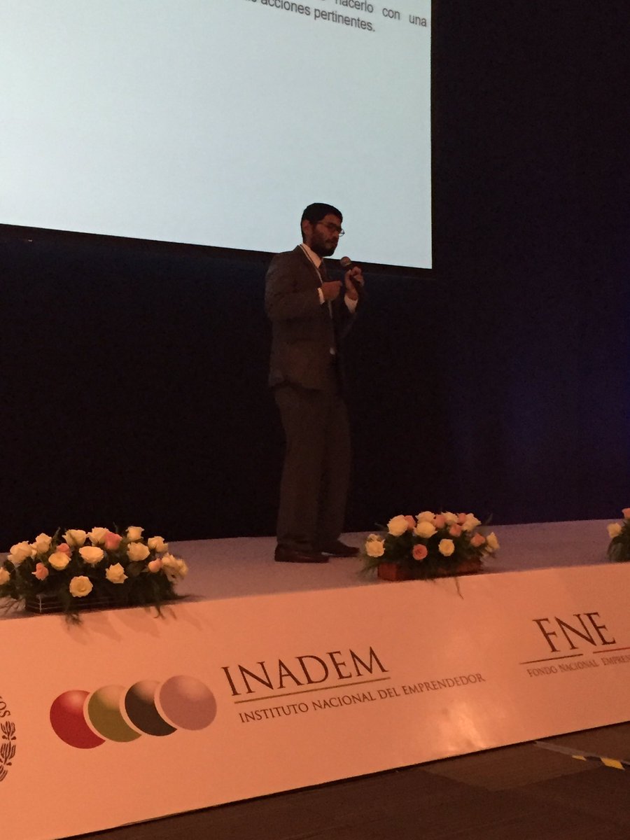 adnrossano's tweet photo. Excelente la conferencia de @felipealave en el #EncuentroSectorial2016 @NeoWatts @CANACINTRAMex @eguillen_m https://t.co/nlHNkcOJNR
