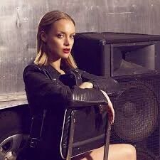 #WCW #SupportTheSiren a special to my love <a href="/ShockwaveSiren/">Dinah Lance</a> who is out due to illness