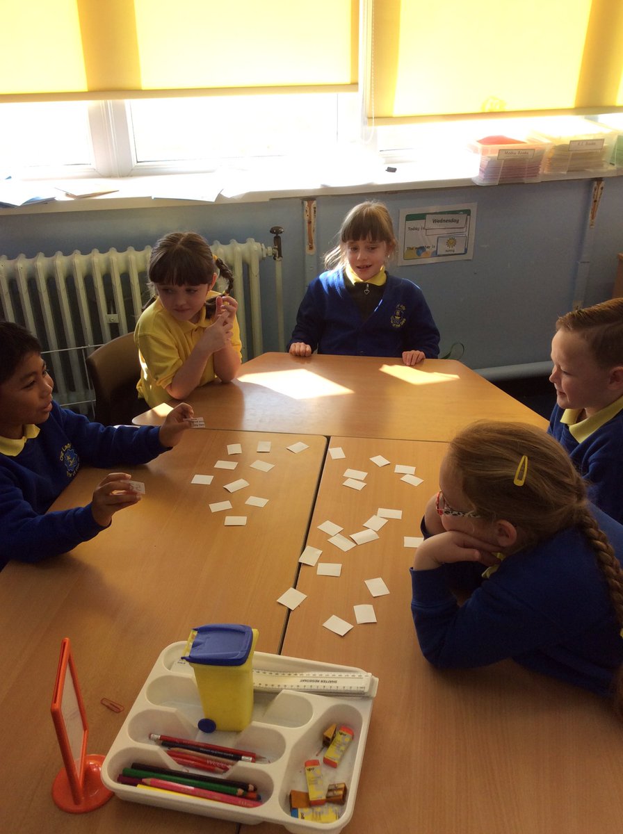 ourladystar2b's tweet photo. Playing pairs in Maths this morning! #maths #placevalue #3digitnumbers https://t.co/wxhqvovTYz