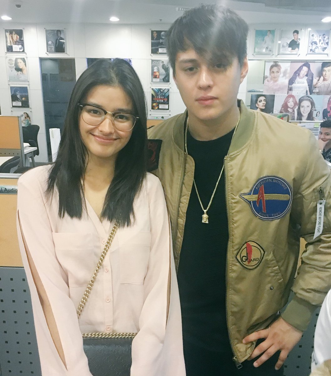 iamjamesbanaag's tweet photo. Nice to see you, @lizasoberano @itsenriquegil! Ituloy na ang dinner!!! https://t.co/Xv3czcrMvR
