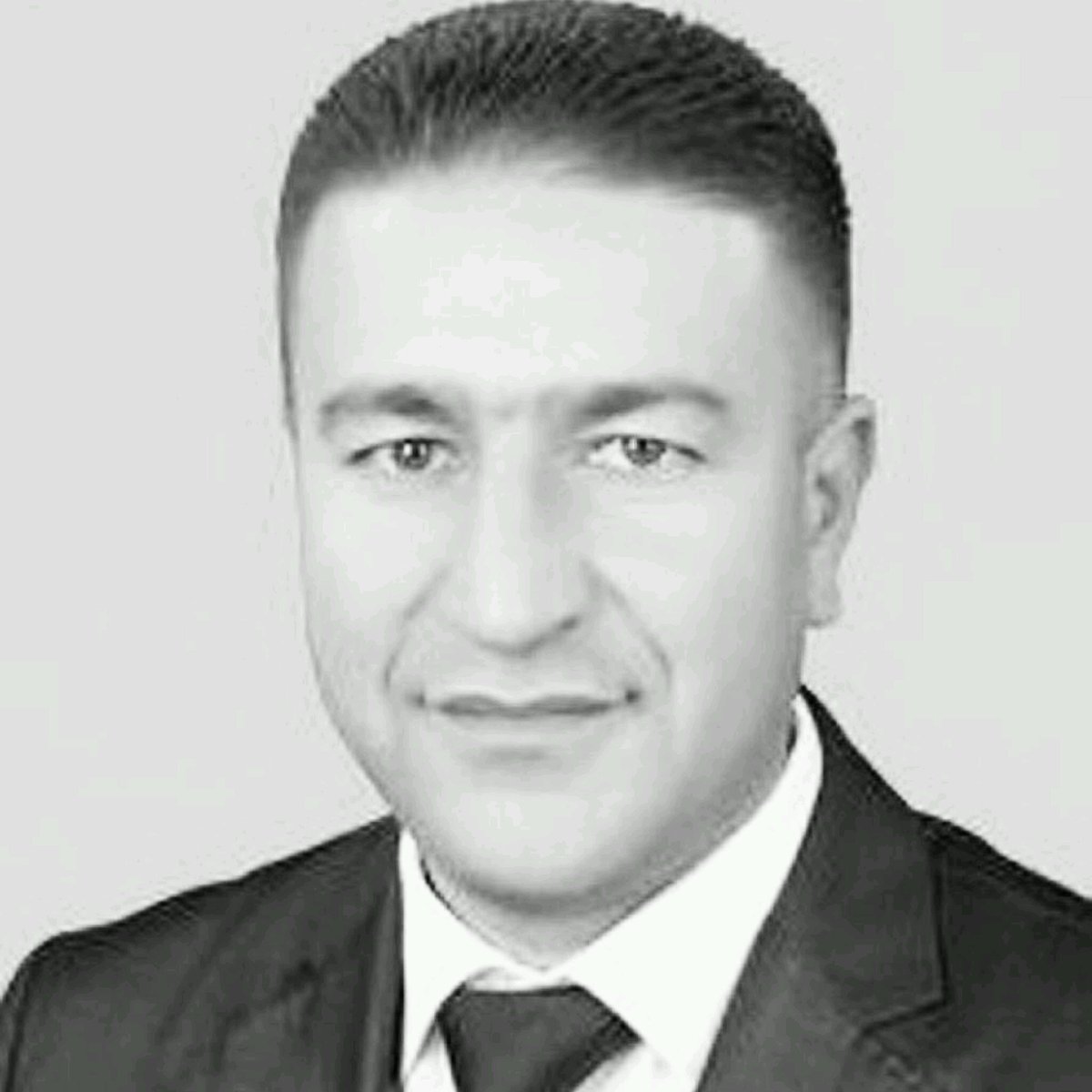 İYC Hakkari Şubesi Üyesi Ahmet Budak, Şemdinli'de evinin önünde uğradığı hain saldırı sonucu şehit olmuştur.