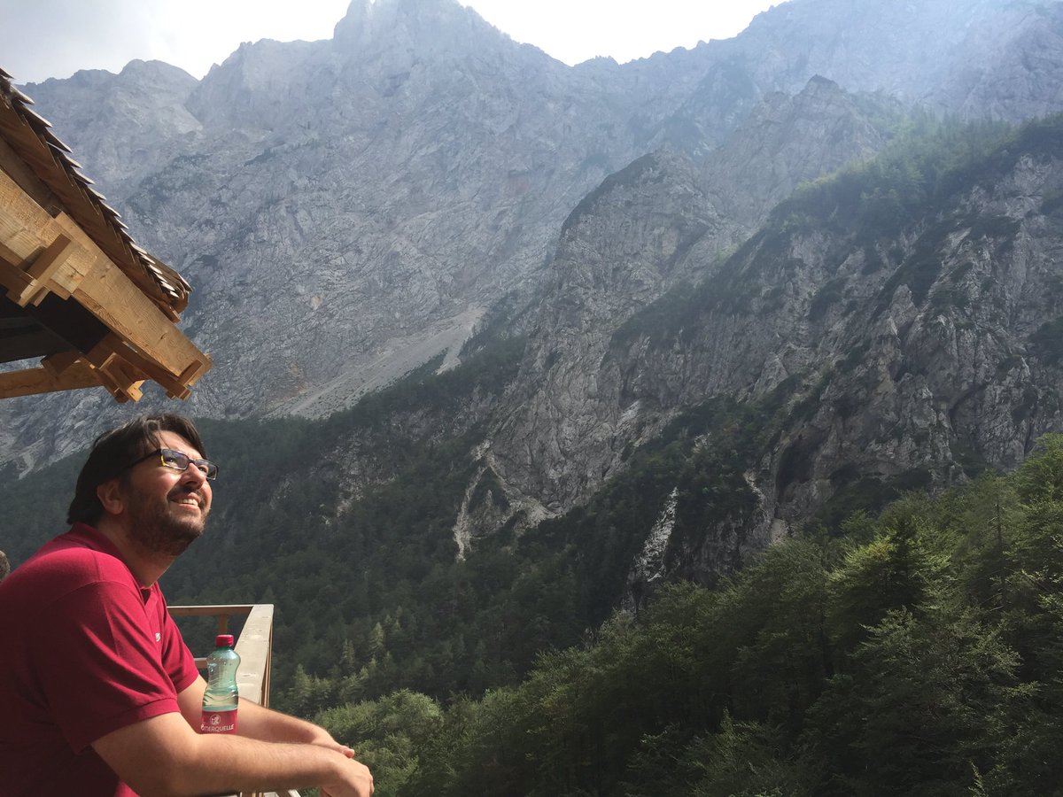 gregorprosen's tweet photo. #LogarskaDolina #SlapRinka #Slovenia ๐ธ๐ฎ
#AfterVisit #WINFOCUS2016 https://t.co/ETelJfEFNv