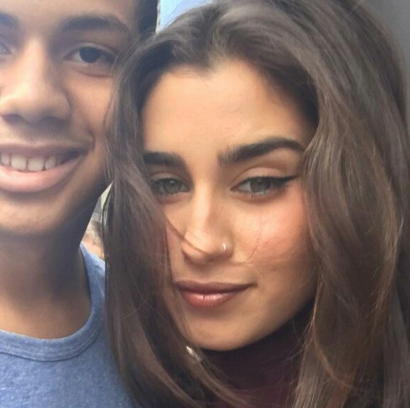 fandxmpacks's tweet photo. 🌸 lauren jauregui 🌸
🌸 RT se pegou 🌸
🌸 FAV se gostou 🌸
🌸 CREDITOS se usou 🌸 /indu https://t.co/lbKF8jJgOm