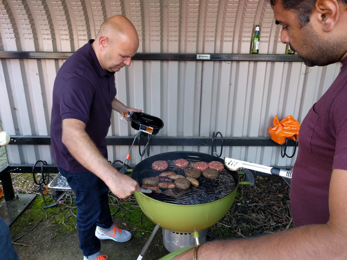 iWebtweets's tweet photo. BBQ time at iWeb! #sausages #burgers #chefian https://t.co/i4k37QiYko