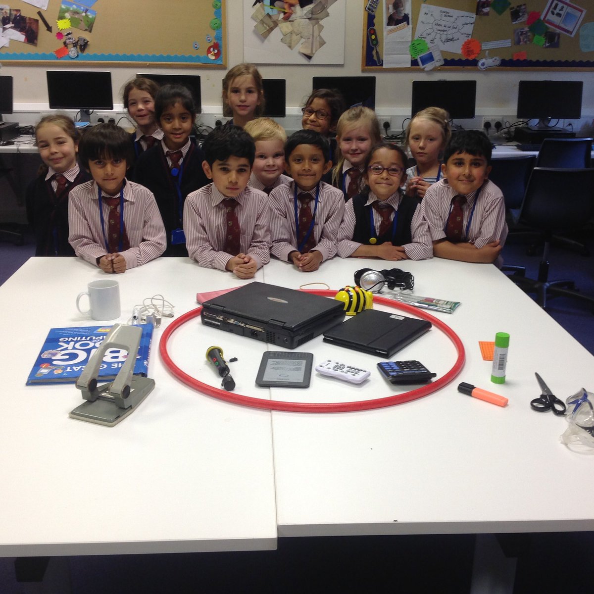 JuniorschoolCH's tweet image. Year 2 have worked so hard deciding what is + isn't a computer #computingunplugged @clockycompsci @BradfordGrammar