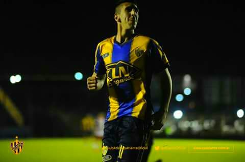 fonitooo's tweet photo. ⚽⚽⚽⚽ https://t.co/l1Irx1BkVL