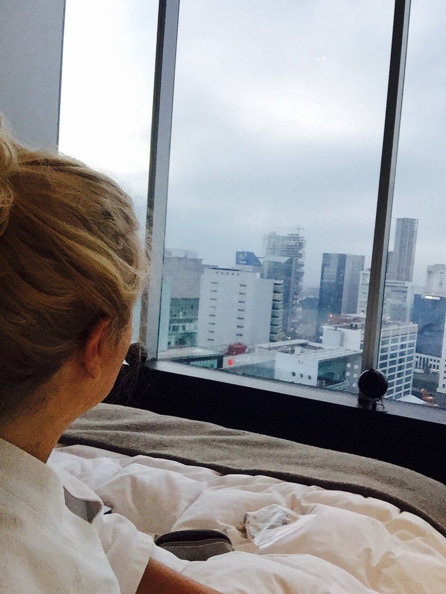 SarahHochMex's tweet photo. ¡A despertar con semejante vista! ❤️ #HotelDistritoCapital #CDMX gracias @GRUPOHABITA por el apoyo a #GIFF2016! https://t.co/5vF3hDQqO9