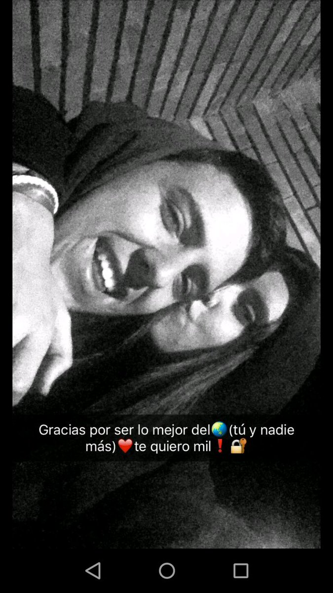 carlosdlcc3's tweet photo. @patrilalala68 TE QIERO MI NIÑA💕💕👫👫👪👪 https://t.co/eIph2LSaj4