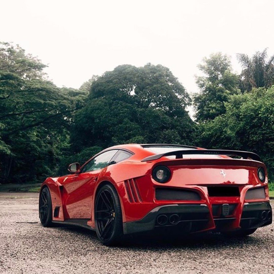 Ferrari F12 #Крутыетачки #красивыеавтомобили