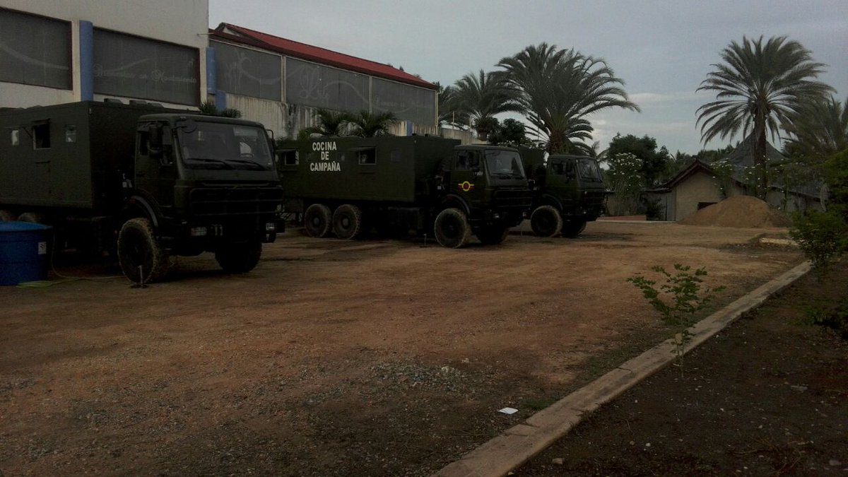 Vehículos logísticos del Ejército Bolivariano CsURgoSXYAQFwlS