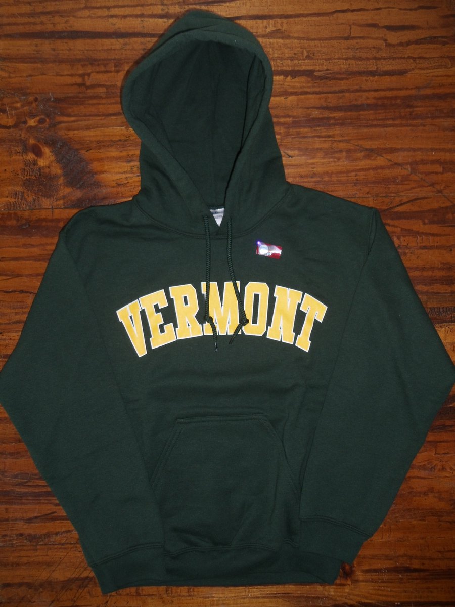 LVT802's tweet photo. Classic Vermont Sweatshirts and more https://t.co/rV2z0P0Gb2 #Vermont #Vermonting #Vermonter #VT #802vt #burlington https://t.co/rcPB42rBS2