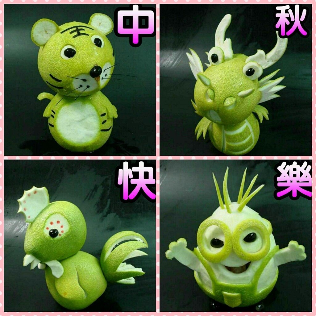 Happy mid-Autumn Festival! Eat moon cake and grapefruit.