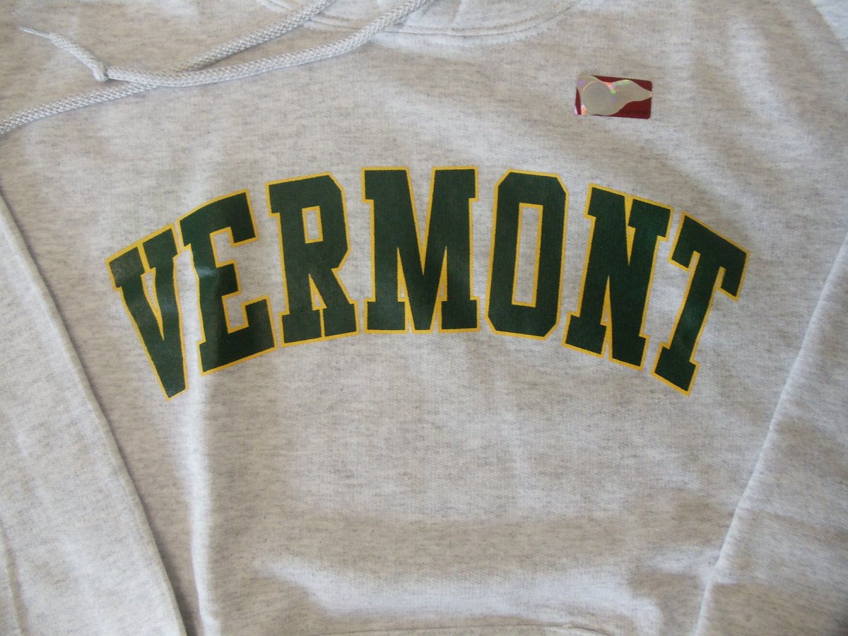 LVT802's tweet photo. Classic Vermont Sweatshirts and more https://t.co/rV2z0P0Gb2 #Vermont #Vermonting #Vermonter #VT #802vt #burlington https://t.co/rcPB42rBS2