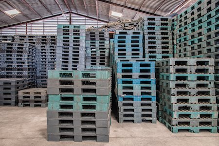 PTM_US's tweet photo. The secret to improved warehouse operations? #PlasticPallets! 
https://t.co/gPZwf2fp96 https://t.co/MEdcAF3fIx