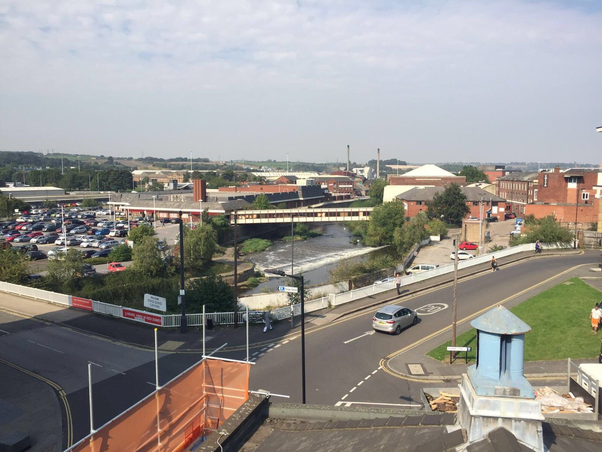 m.facebook.com/1915est/