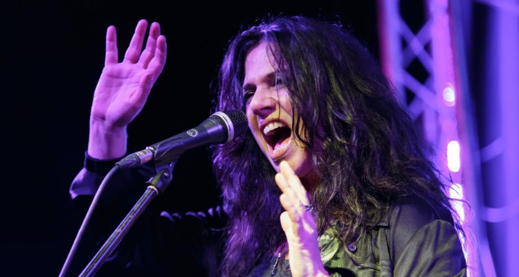 Sari Schorr and The Engine Room at The Forum in Darlington, UK
bit.ly/2cr6ULK
<a href="/SariSchorr/">Sari Schorr</a> 
#UK #livemusic