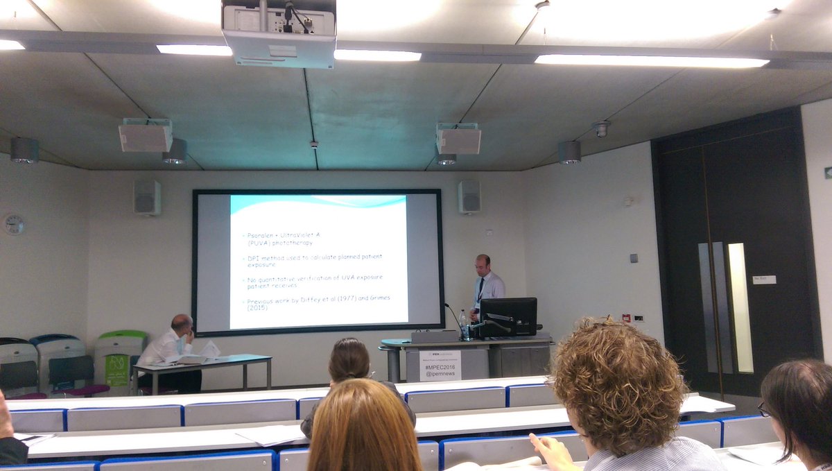 SusanMaguireK's tweet photo. Michael Manley giving an illuminating talk on patient UVA dosimetry #Irish physicists #MPEC2016  #TheIAPM https://t.co/mtXwT3EROb