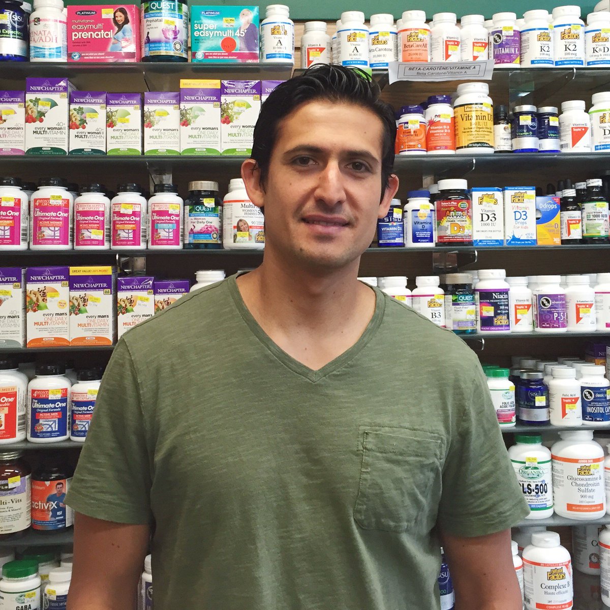 KangarooRewards's tweet image. Stop by @naturesante and say hi to our friend Francisco! Oh, and on Wednesdays, you earn DOUBLE the points. 😝