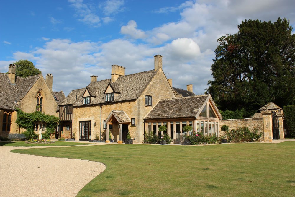 DoveViaggi's tweet photo. Dalla città ai #Cotswold: #viaggio nella campagna inglese più romantica. 
@VisitBritain: https://t.co/XPg4GQiwow https://t.co/CTtwDlIzzj