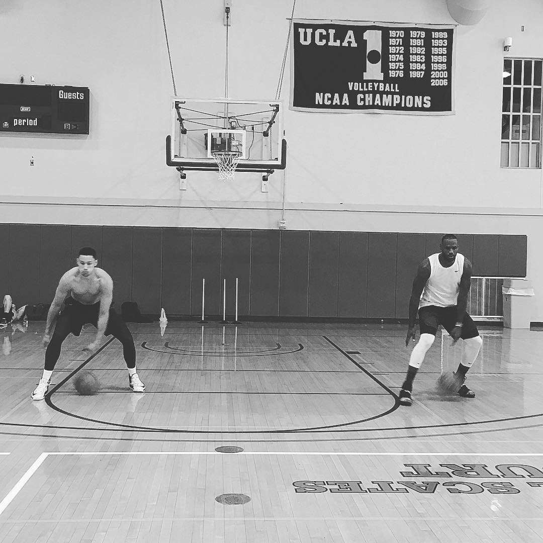 BleacherReport's tweet image. Shaquille O’Neal believes Ben Simmons is a “LeBron-type player” 👀 ble.ac/2ctbY1A