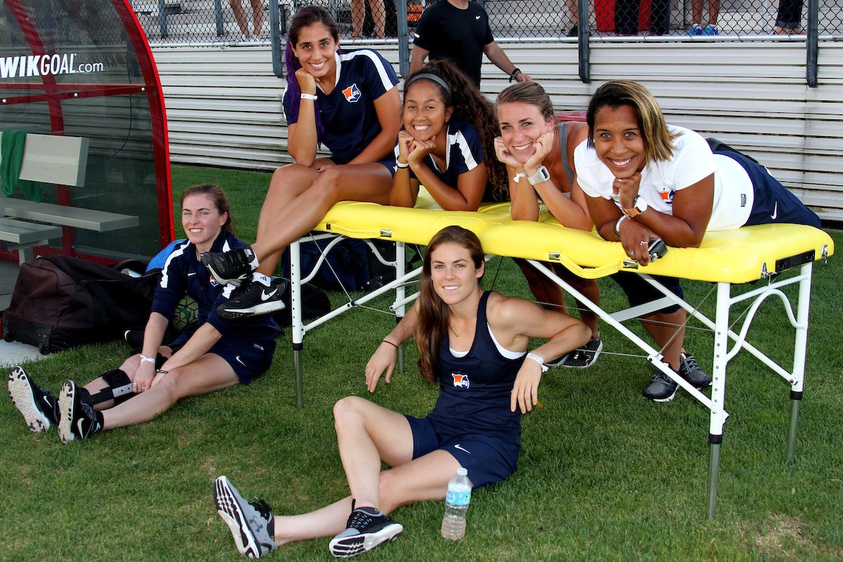 Don't just sit there. Pick up tickets to our 9/25 season finale against <a href="/ThornsFC/">Portland Thorns FC</a>!

Tix: ow.ly/NfOW3042fYS