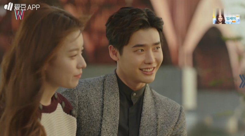TheDramaKorea's tweet photo. Writer-nim baiiiiik bangeeetttt. Bye Kang Chul. Bye Oh Yeon Joo. Bye W. Kalian luar biasaaaa!!! #WFinale https://t.co/buZETbkI8K