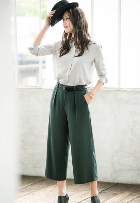 UNIQLO on X: The new season's Drape Wide Leg Ankle Pants are here! You're  welcome. 😉   / X