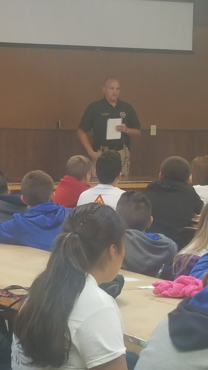 jschulte25's tweet photo. The Hodgeman County Sherrif presenting to our students this morning. @USD303 https://t.co/yxh6bZhv8X