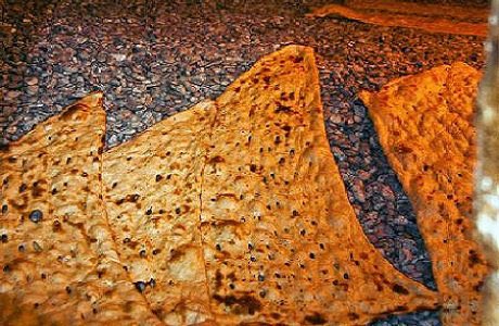 kulturkervaniIr's tweet photo. Sengek Ekmeği
#iran #kültür #ekmek #iranekmeği #sengek #bread #iranianbread #geleneksel #traditional  #mustseeiran https://t.co/8bKjU4whqS