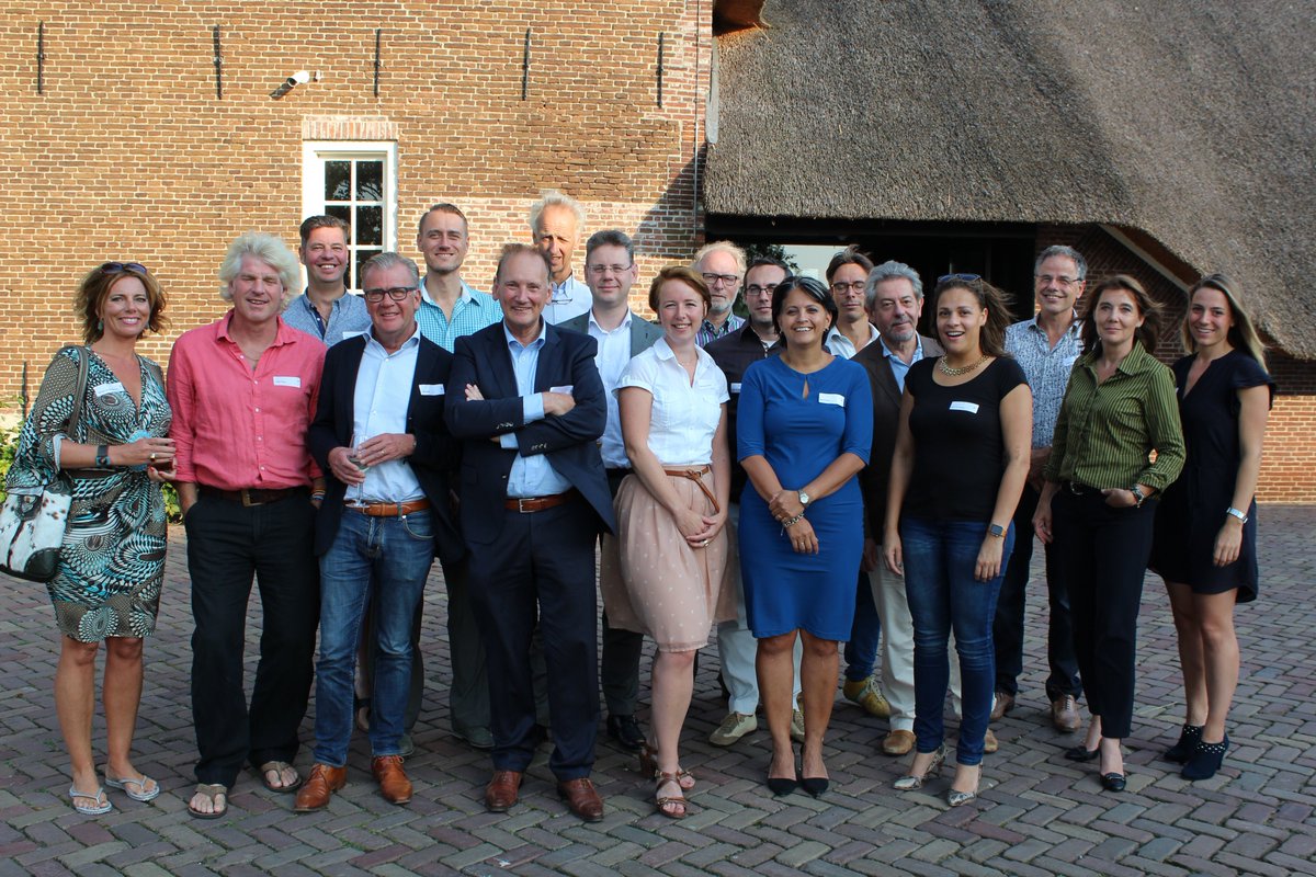 smie_academy's tweet photo. Hoge beoordeling van MKB-ondernemers UOA-workshops! Terugblik trainersbijeenkomst: https://t.co/KU6VftcqCv https://t.co/JsxLnt1sZi