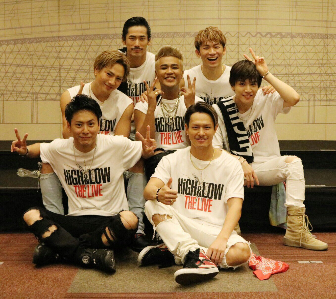 HIGH ＆ LOW     三代目 J Soul Brothers 三代目 J SOUL BROTHERS from EXILE TRIBE / MUGEN ROAD ＜Music