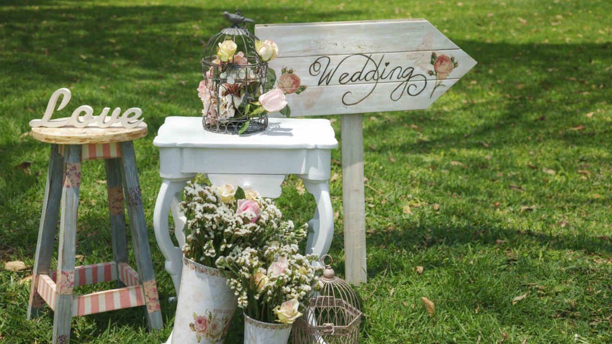 We can't wait for this weekend. Join us at our annual #WeddingOpenDay2016 this Sunday from 12pm to 4pm! 💐💍💞