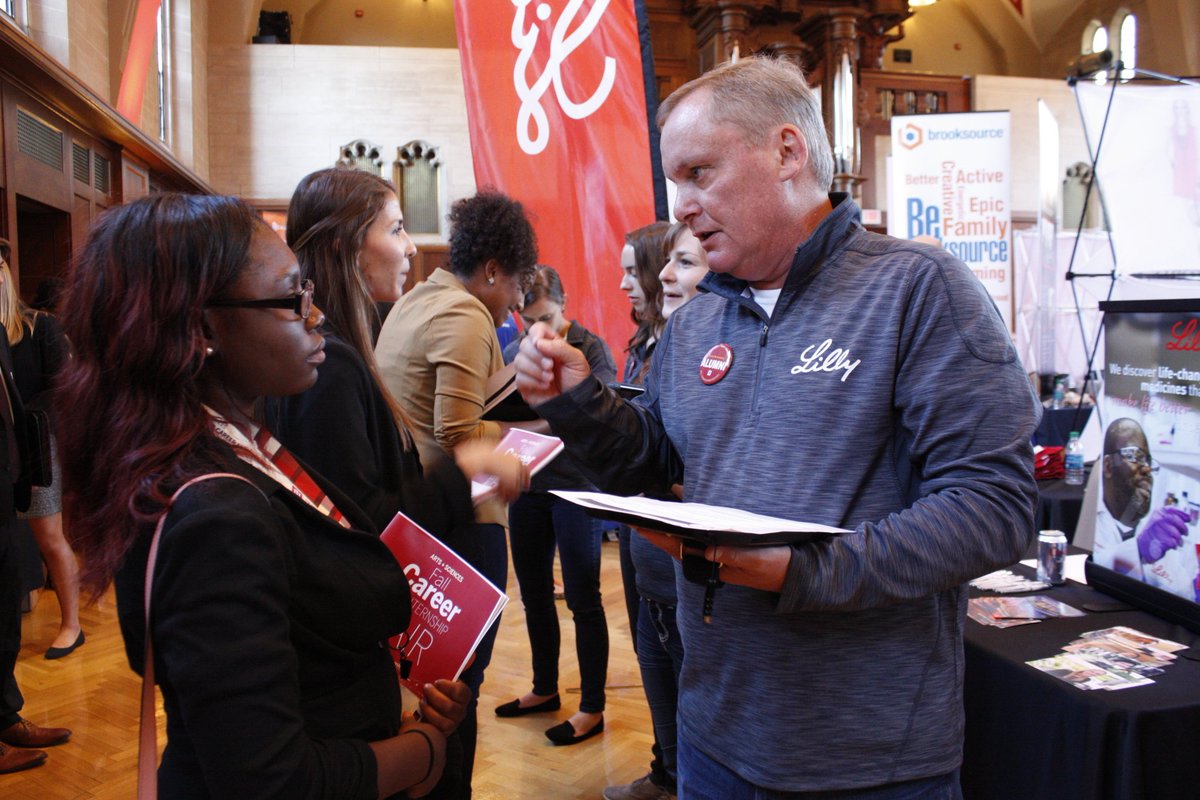 LuminariesIU's tweet photo. @IUCollege Career Fair hosted many students, alumni and businesses yesterday at the IMU! https://t.co/gaycI77M63