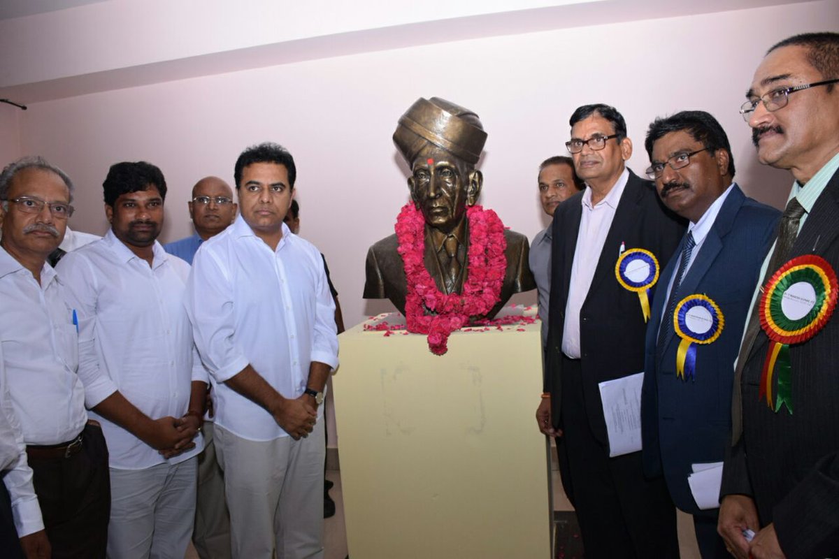 MinisterKTR's tweet photo. Minister @KTRTRS addressing the 49th Engineers' Day Celebrations. https://t.co/ZC7BVT13pm