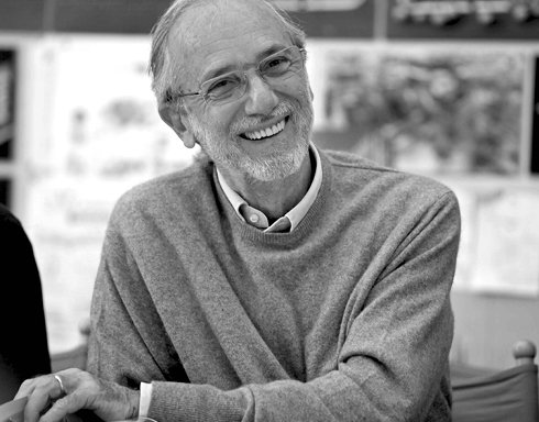 AIAStore's tweet photo. Happy Birthday, Renzo Piano!! "Complete Works" on sale today https://t.co/LQ7DO00uzl https://t.co/noCkq2sQb9