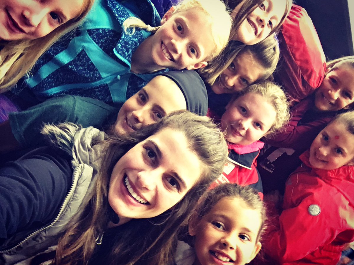petropoulos9's tweet photo. Elementary Camp Orientation #rundleacademy https://t.co/1BTn09hjel