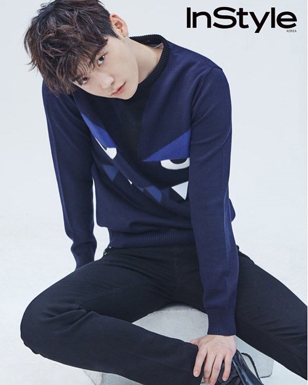 KActorpics's tweet photo. Lee Jong Suk https://t.co/7qA5V2qZtY
