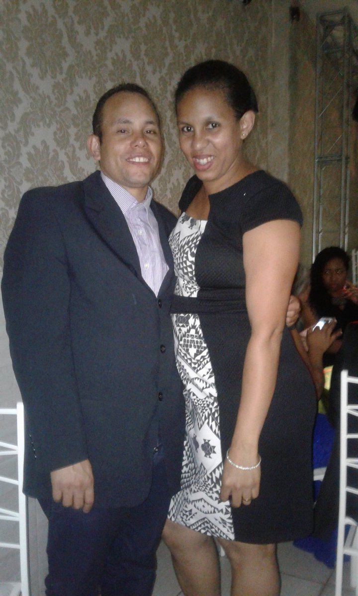 LekaVox's tweet photo. @RGottino @balancogeral #balancogeral..Eu e meu esposo @val10flamengo, aproveitando para dizer o quanto eu o amo. https://t.co/tii0079BCL