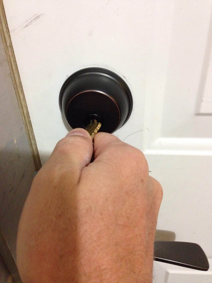 stalkersecure tweet picture