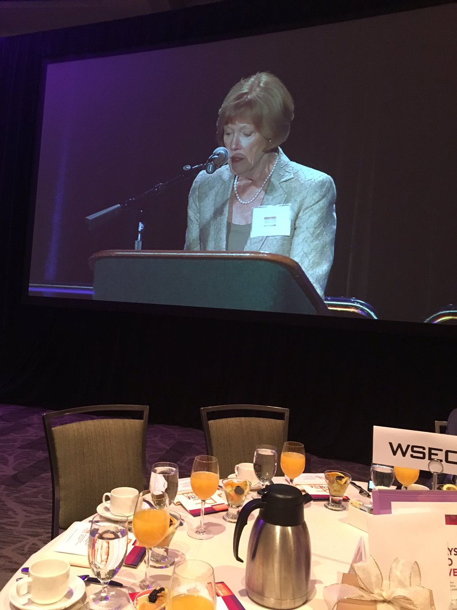 WillRance's tweet photo. .@WSECU #SoundGen. CEO Paula L. Houston announces Distinguished Community Partner Award winner Group Health CO-OP https://t.co/Sbtd0ruJzs