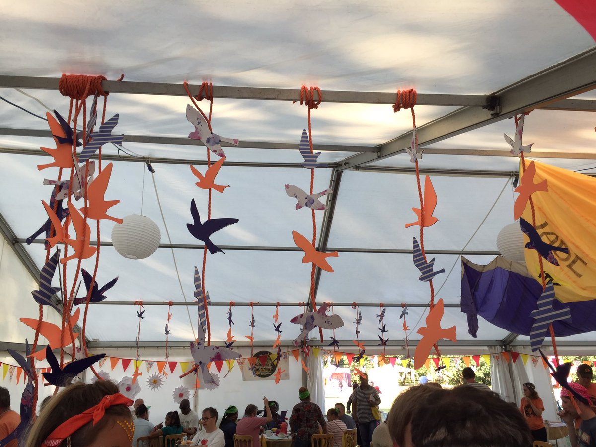 Aldingbourne_T's tweet photo. Tea party, 5 mins #befree2016 @SallyAWarren https://t.co/gOhIyD5rAQ